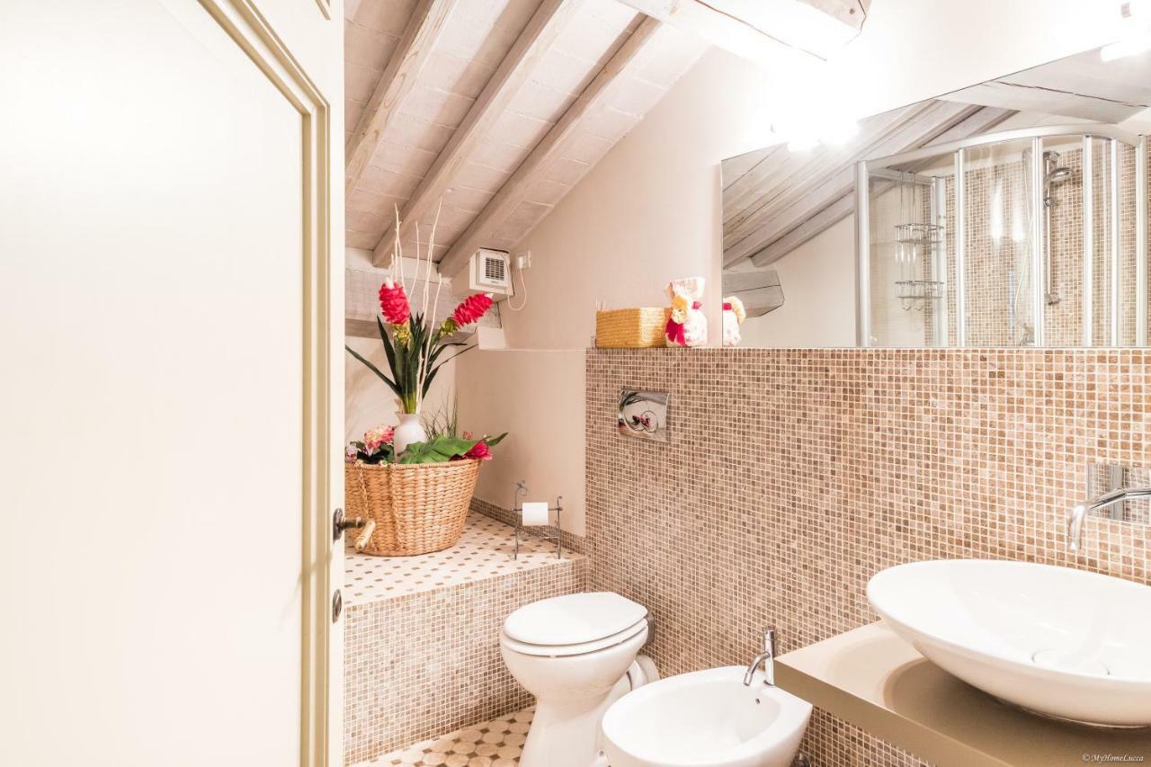 Tornese With Private Parking And Terrace Apartment Lucca Exterior photo